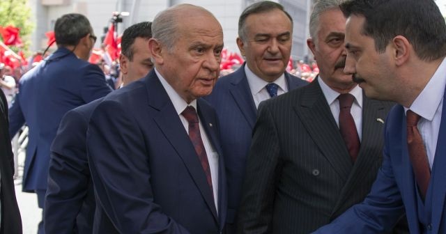 Bahçeli&#039;den CHP&#039;ye 15 milletvekili tepkisi