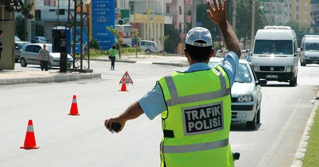 Bakan duyurdu! Trafikte makas atanlara büyük ceza geliyor