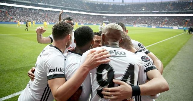 Beşiktaş&#039;ta yeni sezon kombineleri satışa çıktı