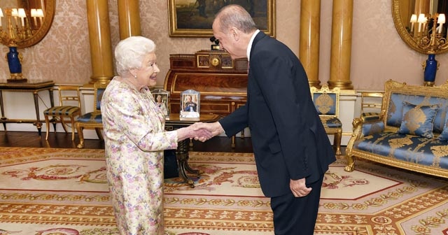 Cumhurbaşkanı Erdoğan, Kraliçe Elizabeth ile görüştü