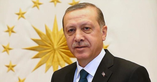 Cumhurbaşkanı Erdoğan şampiyon olan Galatasaray&#039;ı tebrik etti