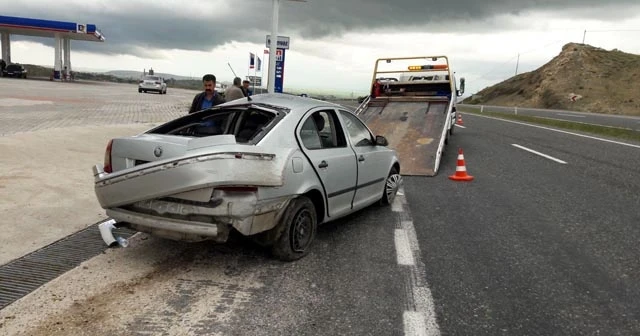 Diyarbakır'da araba takla attı, çok sayıda yaralı var