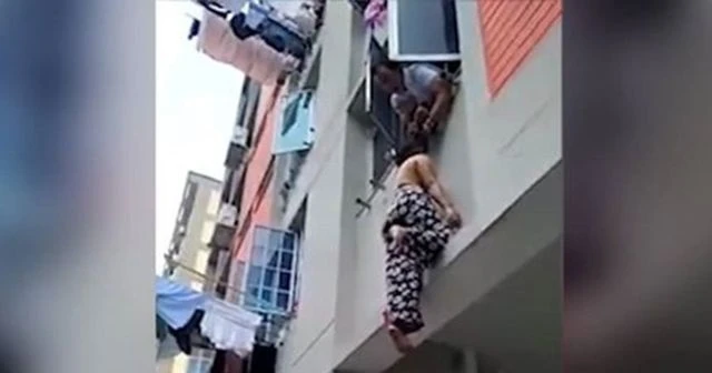 Ellerinden kayıp gitti…