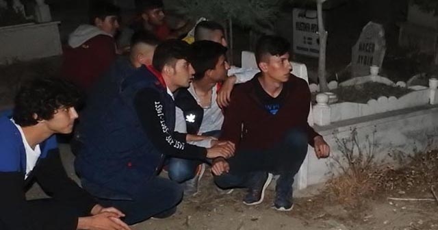 Gizemli kızın görüldüğü mezarlıkta polisleri harekete geçiren olay!