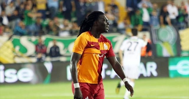 Gomis yine penaltı kaçırdı