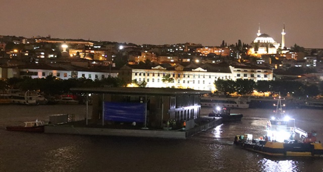 Karaköy yeni yüzer iskelesine kavuştu