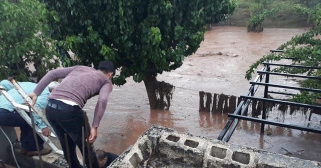 Kilis&#039;te sağanak sele neden oldu