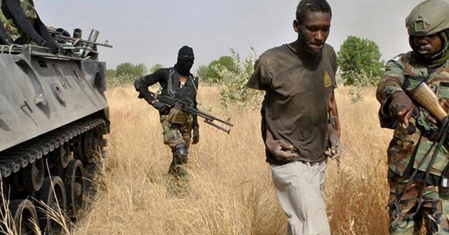 Nijerya&#039;da silahlı çete üyesi 35 kişi öldürüldü