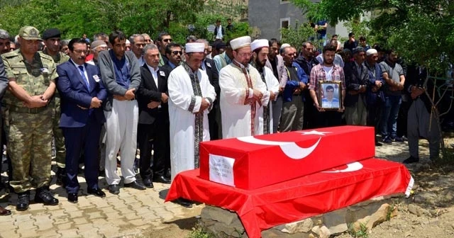 Şehit güvenlik korucusu son yolculuğuna uğurlandı