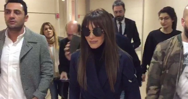 Seren Serengil’den Esra Balamir’e uzaklaştırma kararı