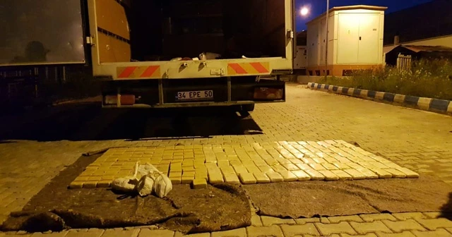 Van'da bir kamyondan 105 kilo eroin çıktı