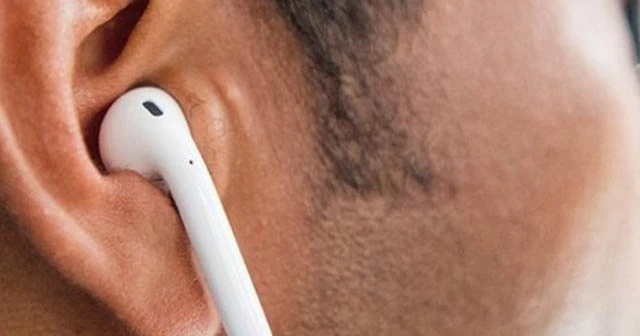 Apple AirPods iOS 12 ile işitme kaybı yaşayanlar için yeni bir özellik sunuyor
