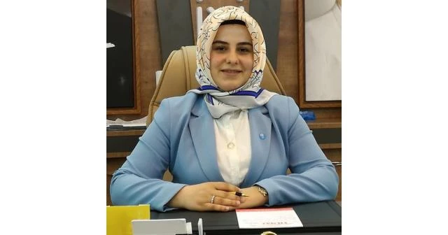 Ayşegül Özyanık kimdir?