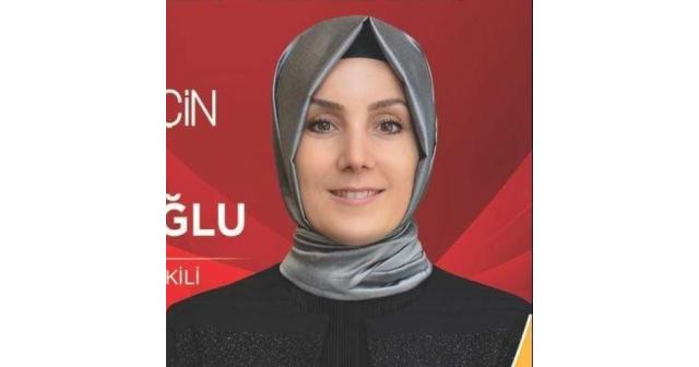 Bahar Ayvazoğlu kimdir?