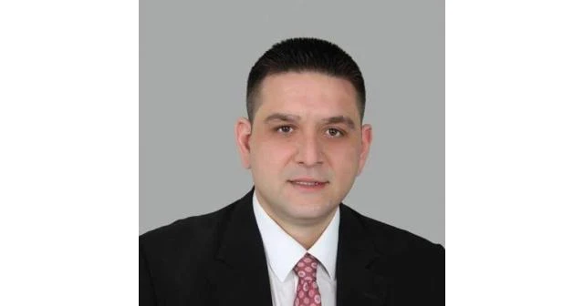 Burak Canlı kimdir?