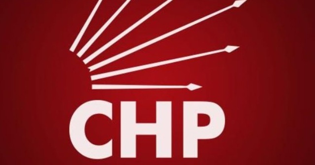 CHP&#039;de istifa depremi