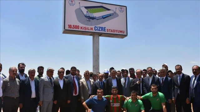 Cizre&#039;ye 10 bin 500 kişilik stadyum