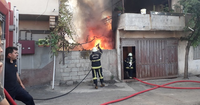 Çocukların ateşle oyunu evi yaktı