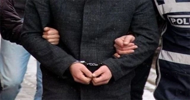 Çok sayıda asker gözaltına alındı