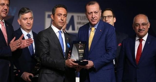 Cumhurbaşkanı Erdoğan&#039;dan Fenerbahçe Başkanı Ali Koç&#039;a tebrik