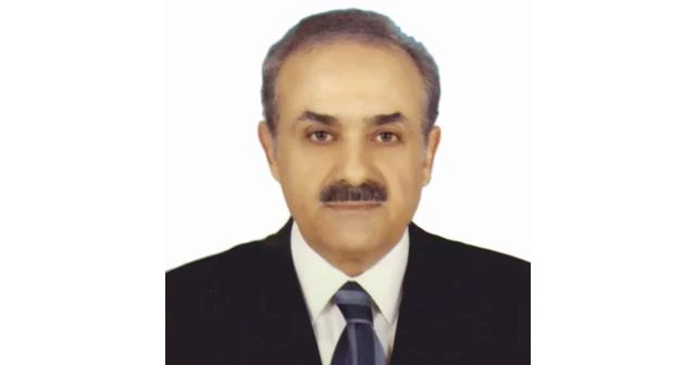 Ebubekir Kaçmaz kimdir?