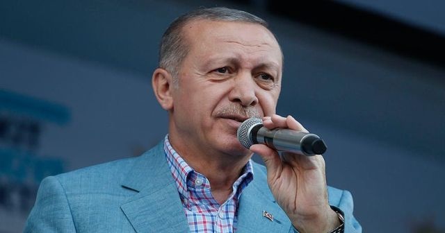 Erdoğan: Biz terörist olanın apoletini söktük