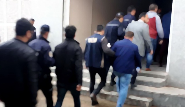 Hatay merkezli FETÖ operasyonu: 20 gözaltı