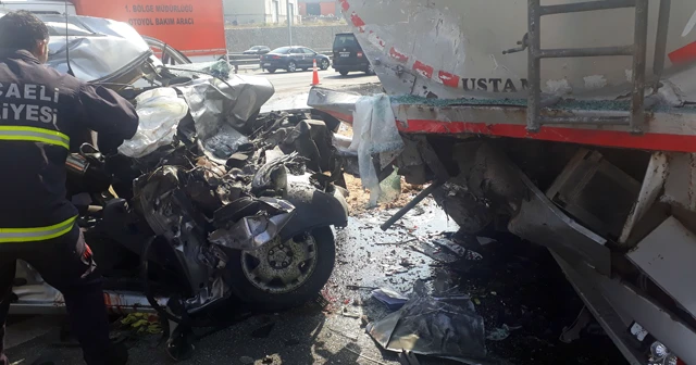 Kocaeli'de feci kaza, 2 ölü var