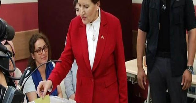 Meral Akşener oyunu kullandı