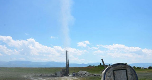 Muş&#039;taki sondaj kuyusundan gaz çıktı