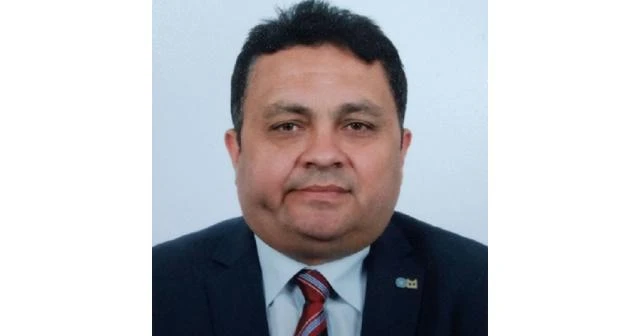 Mustafa Akay kimdir?