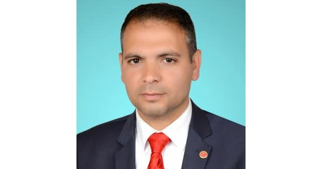Özay İlhan kimdir?