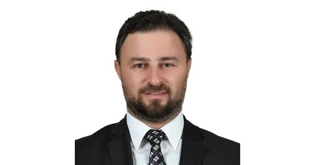 Serhat Bayar kimdir?