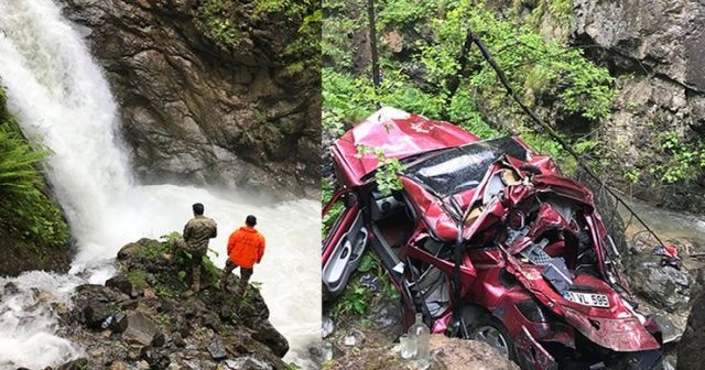 Trabzon&#039;da otomobil dereye uçmuştu! Sürücü hala kayıp