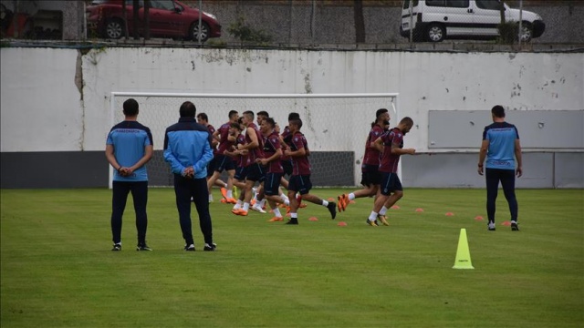 Trabzonspor&#039;da Sosa, Rodallega ve Esteban kampa katılmadı