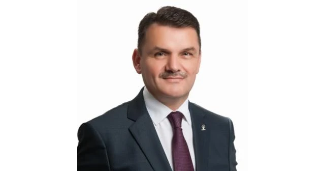Yaşar Arslan kimdir?