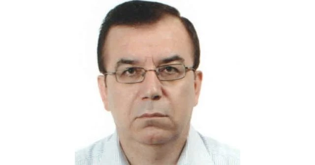 Yaşar Kızılkum kimdir?