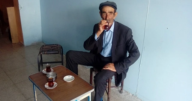 50 yıldır su içmiyor