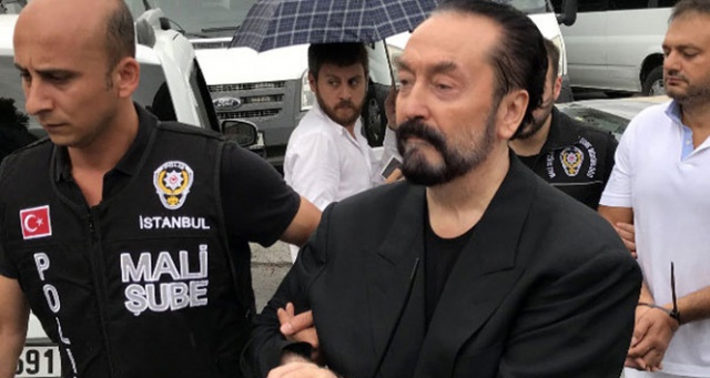 Adnan Oktar hakim karşısında ifade verdi... Suçlamaları kabul etmedi