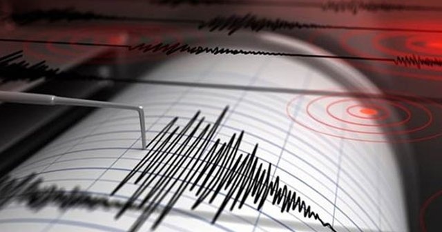 Kuşadası açıklarında deprem