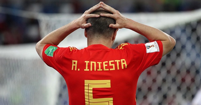 Andres Iniesta, İspanya Milli Takımı&#039;nı bıraktığını açıkladı