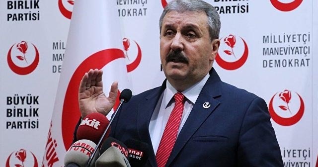 BBP Başkanı Mustafa Destici&#039;nin ağabeyi kaza geçirdi