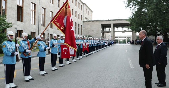 Cumhurbaşkanı Erdoğan yemin etti, Türkiye yeni sisteme geçti