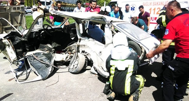 Denizli'de kavşakta can pazarı: 9 yaralı