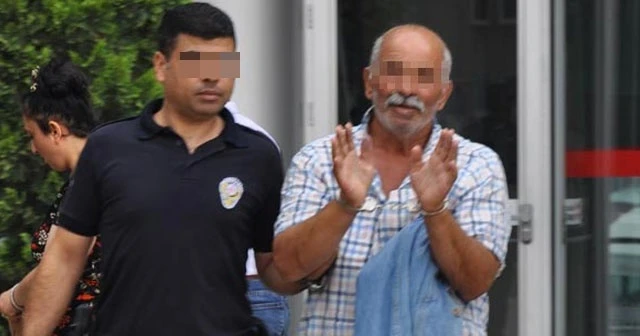 Evden uzaklaştırıldı, eşinin yüzüne tuz ruhu attı