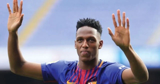 Fenerbahçe Mina'yla el sıkıştı