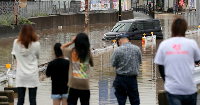 Japonya’da sel: 15 ölü, en az 45 kayıp