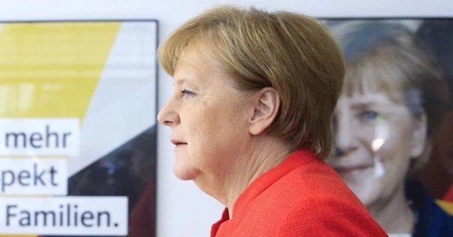 Merkel, ülkesindeki 'sığınmacı krizi' için adım atacak