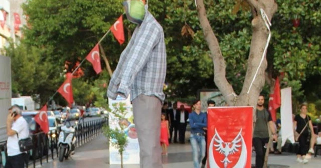Minik Eylül’ün katil zanlısının maketini ağaca astılar
