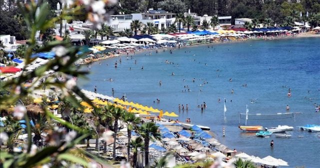 Muğla&#039;da yerli ve yabancı turist akını